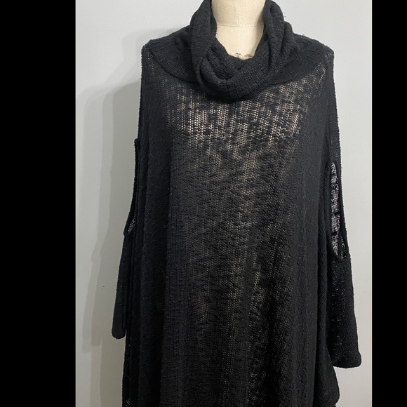BOHO OVERSIZED COWL NECK KNIT PONCHO - Picture 4 of 4